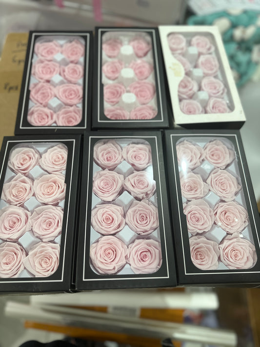 Grade A Preserved Roses 4cm (8 Roses/box)