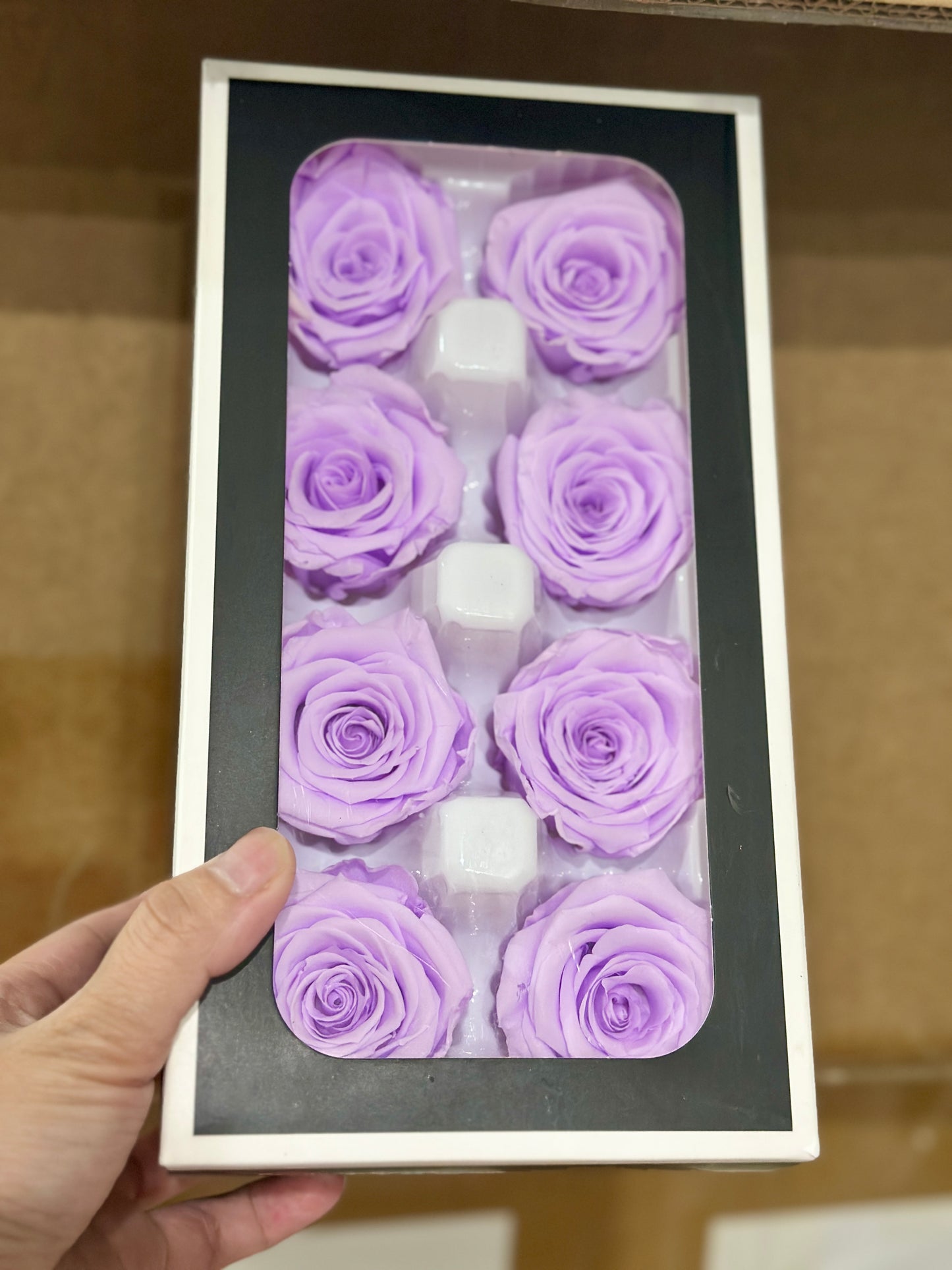 Grade A Preserved Roses 4cm (8 Roses/box)